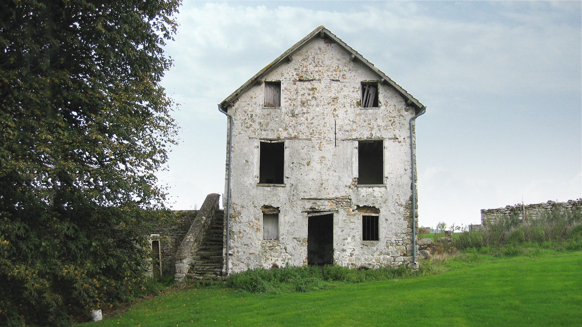 AINCOURT-1